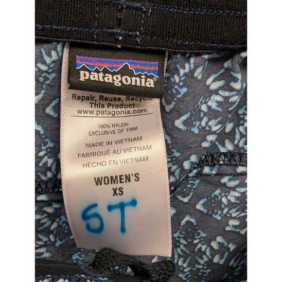 Patagonia W's Baggies Shorts 5" *Size X-Small* - Picture 7 of 8